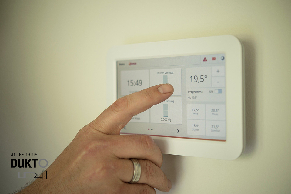 Termostato regulador de temperatura para el hogar